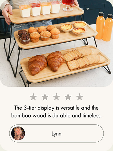 Customer review showing a three-tier bamboo serving tray with pastries and drinks